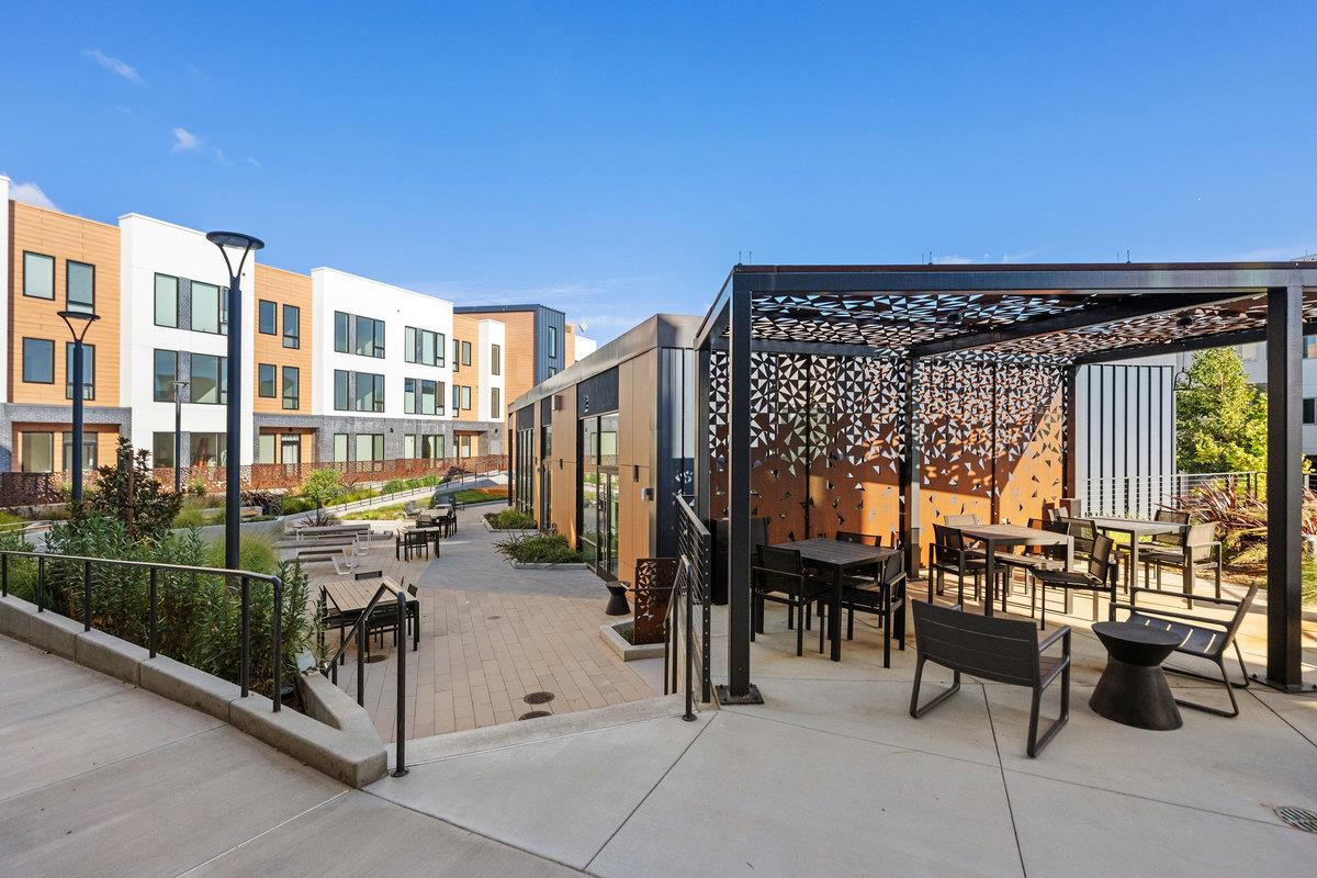 Detail Gallery Image 35 of 54 For 52 Kirkwood Ave #426,  San Francisco,  CA 94124 - 2 Beds | 2 Baths