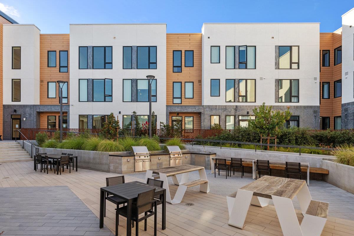 Detail Gallery Image 37 of 54 For 52 Kirkwood Ave #426,  San Francisco,  CA 94124 - 2 Beds | 2 Baths