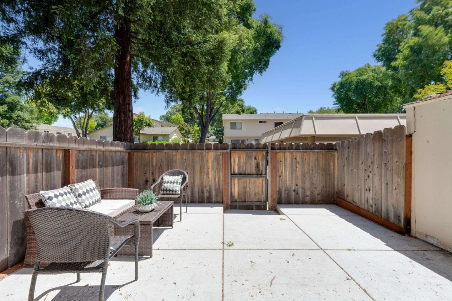 Detail Gallery Image 26 of 30 For 3696 Woodbine Way, Pleasanton,  CA 94588 - 2 Beds | 1/1 Baths