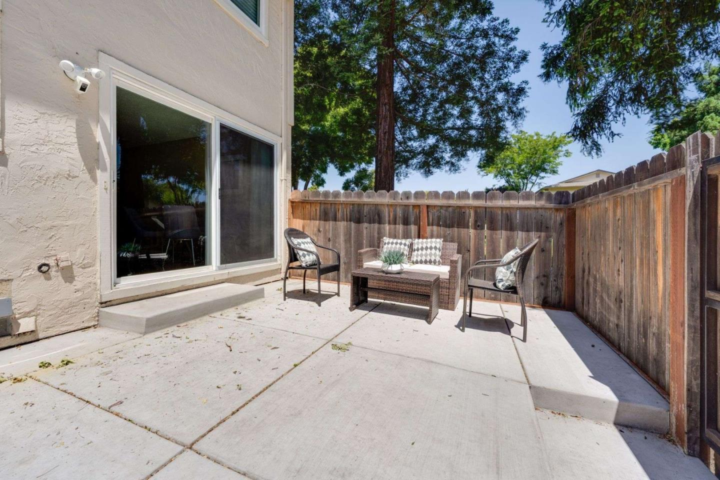 Detail Gallery Image 27 of 30 For 3696 Woodbine Way, Pleasanton,  CA 94588 - 2 Beds | 1/1 Baths