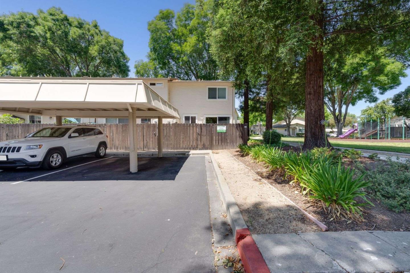 Detail Gallery Image 28 of 30 For 3696 Woodbine Way, Pleasanton,  CA 94588 - 2 Beds | 1/1 Baths