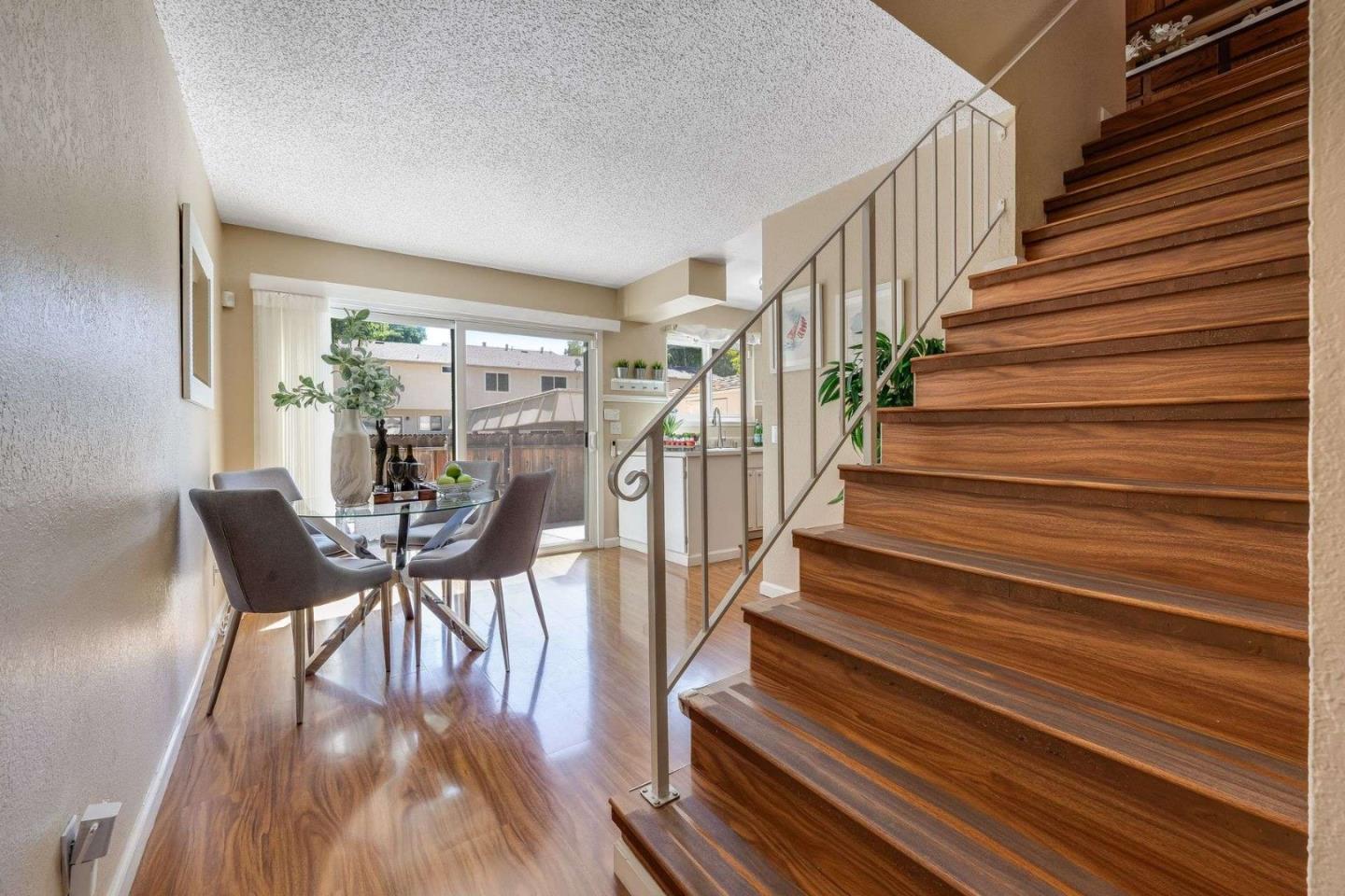 Detail Gallery Image 6 of 30 For 3696 Woodbine Way, Pleasanton,  CA 94588 - 2 Beds | 1/1 Baths