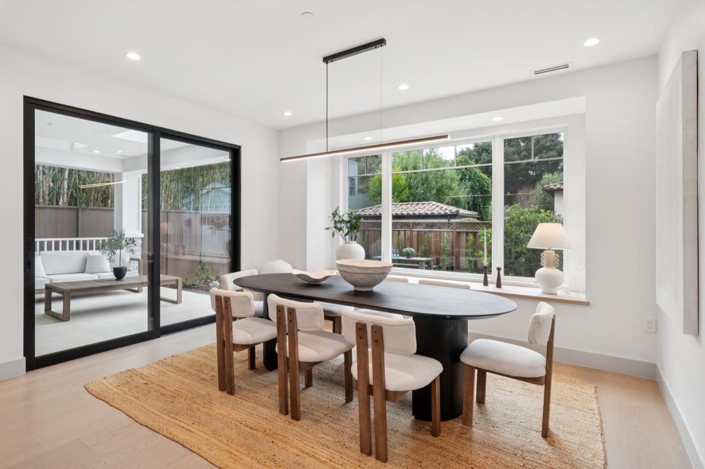 Detail Gallery Image 27 of 51 For 985 Lincoln Ave, Palo Alto,  CA 94301 - 5 Beds | 4/1 Baths