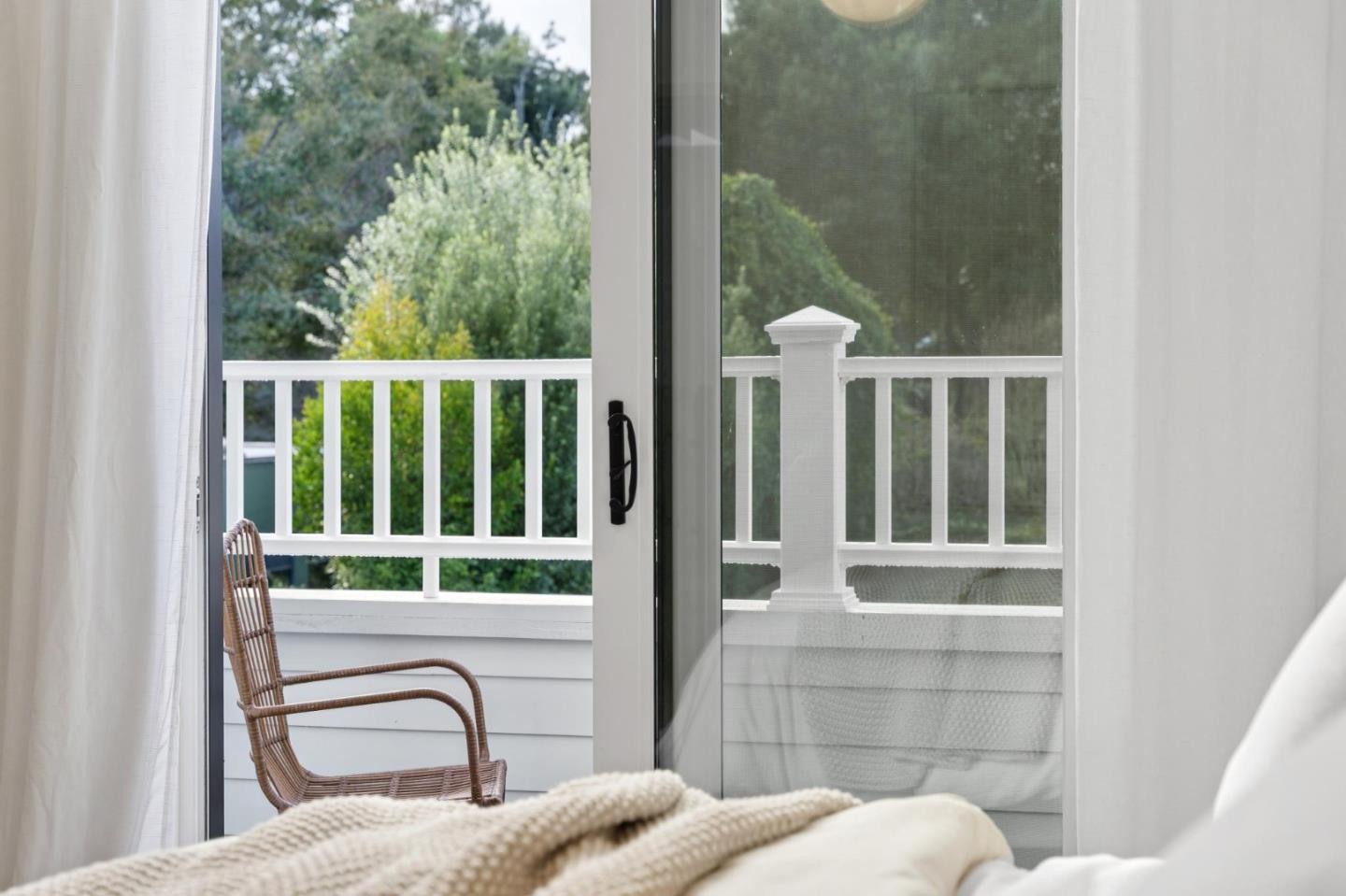 Detail Gallery Image 33 of 51 For 985 Lincoln Ave, Palo Alto,  CA 94301 - 5 Beds | 4/1 Baths