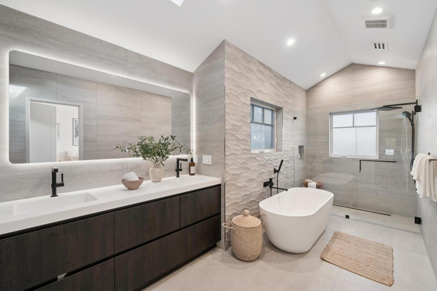 Detail Gallery Image 35 of 51 For 985 Lincoln Ave, Palo Alto,  CA 94301 - 5 Beds | 4/1 Baths