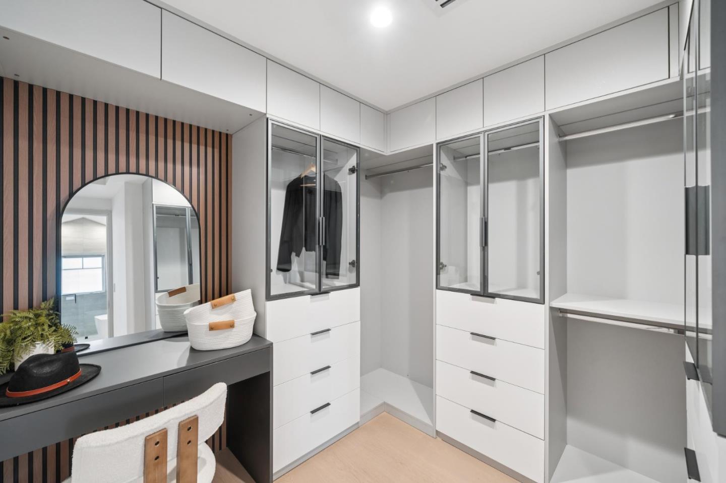 Detail Gallery Image 38 of 51 For 985 Lincoln Ave, Palo Alto,  CA 94301 - 5 Beds | 4/1 Baths