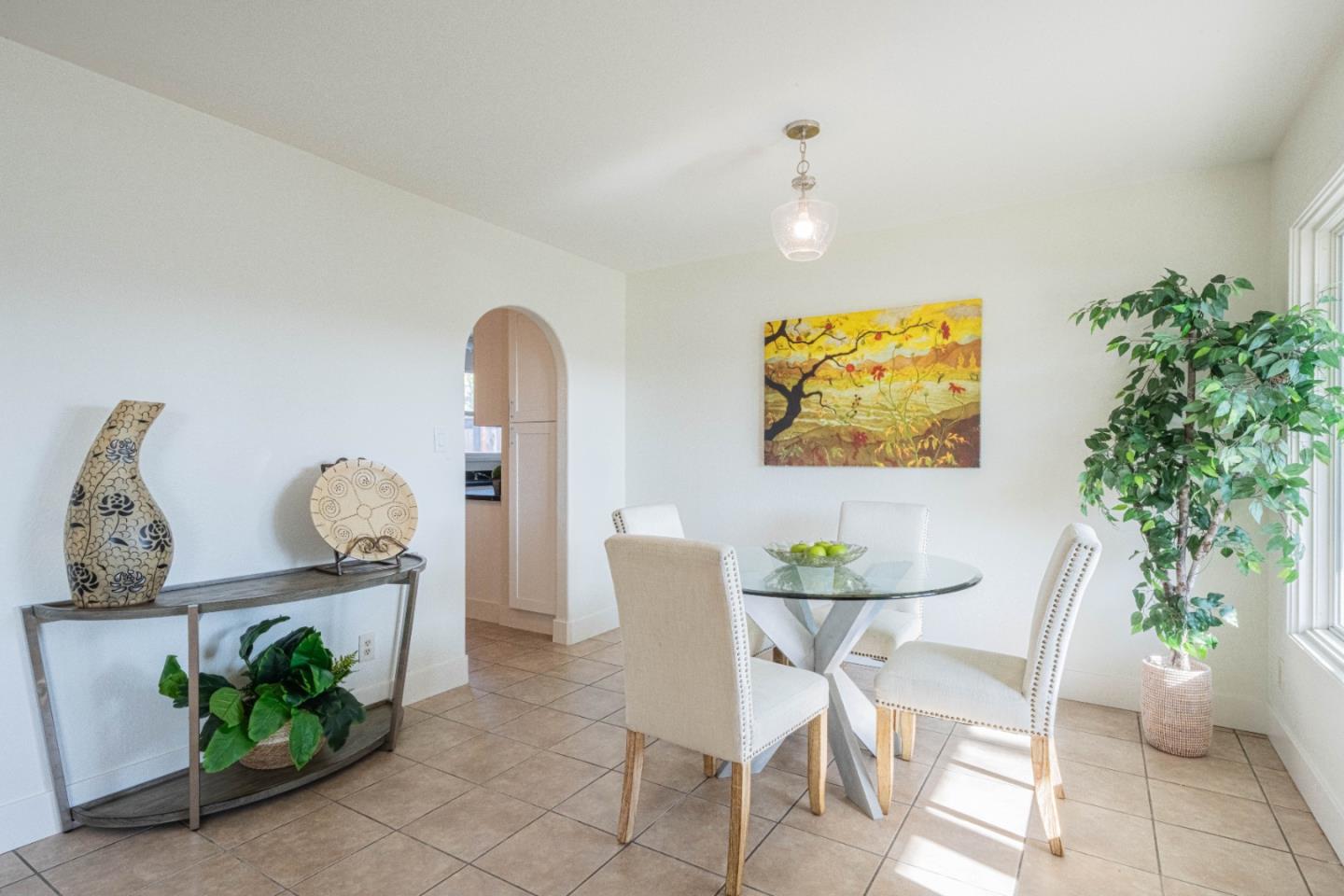 Detail Gallery Image 9 of 35 For 323 Chaparral St, Salinas,  CA 93906 - 3 Beds | 1 Baths