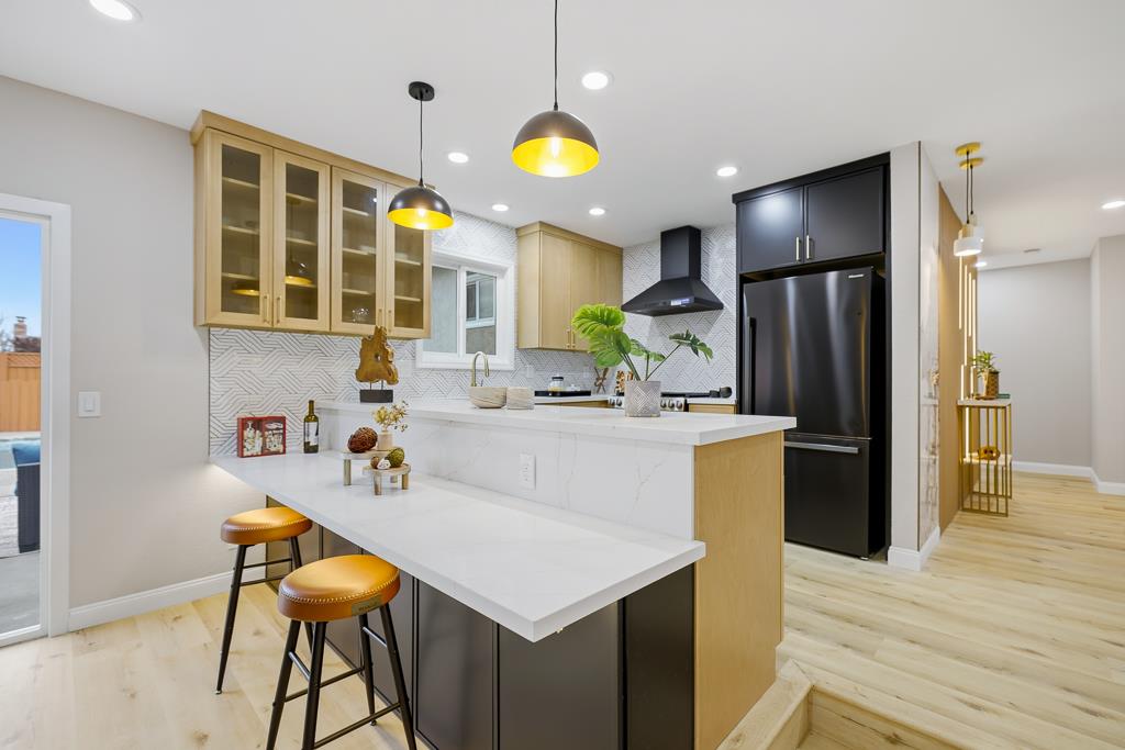 Detail Gallery Image 17 of 53 For 963 Chynoweth Ave, San Jose,  CA 95136 - 4 Beds | 2 Baths