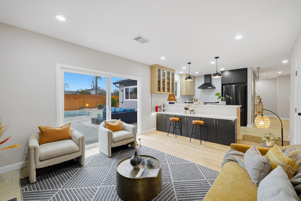 Detail Gallery Image 22 of 53 For 963 Chynoweth Ave, San Jose,  CA 95136 - 4 Beds | 2 Baths