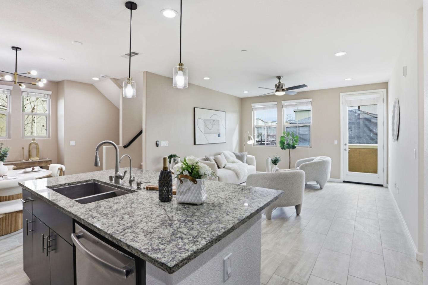 Photo #4: ML82032930 Listing: Photo #4