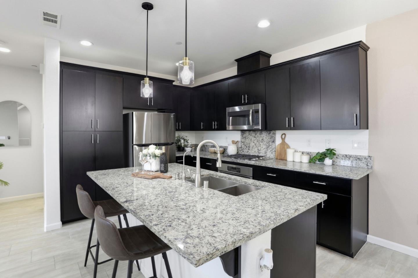 Photo #9: ML82032930 Listing: Photo #9