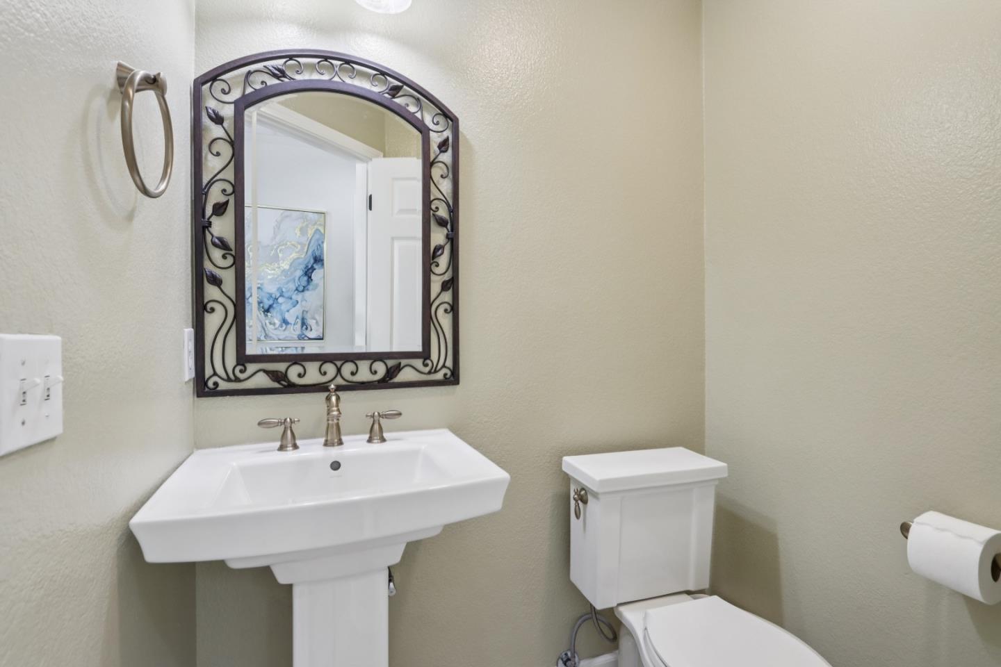 Detail Gallery Image 31 of 65 For 5707 Capilano Dr, San Jose,  CA 95138 - 5 Beds | 4/1 Baths