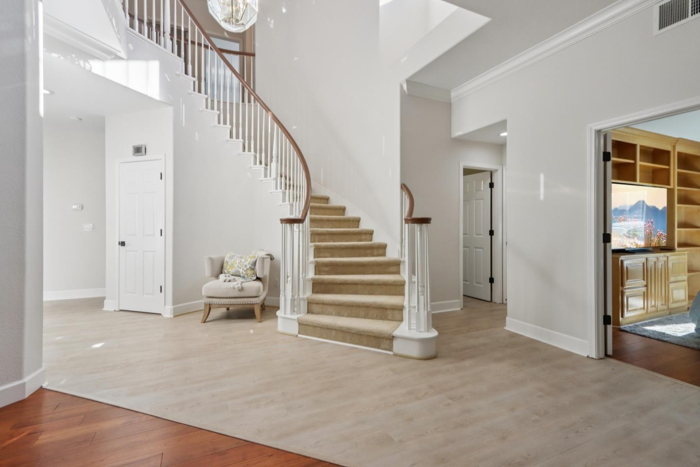 Detail Gallery Image 33 of 65 For 5707 Capilano Dr, San Jose,  CA 95138 - 5 Beds | 4/1 Baths