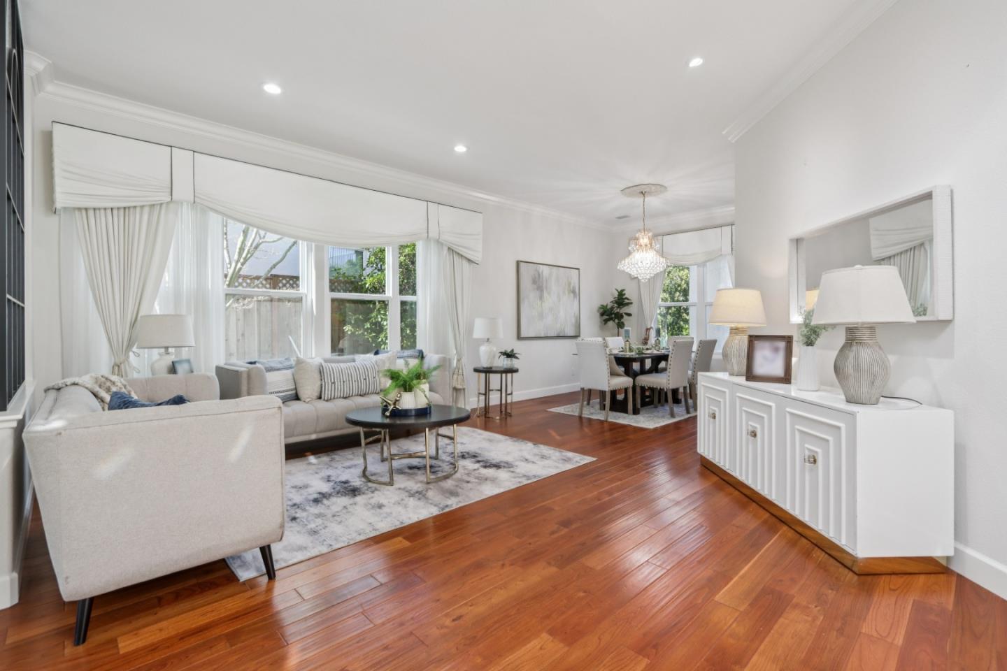 Detail Gallery Image 7 of 65 For 5707 Capilano Dr, San Jose,  CA 95138 - 5 Beds | 4/1 Baths