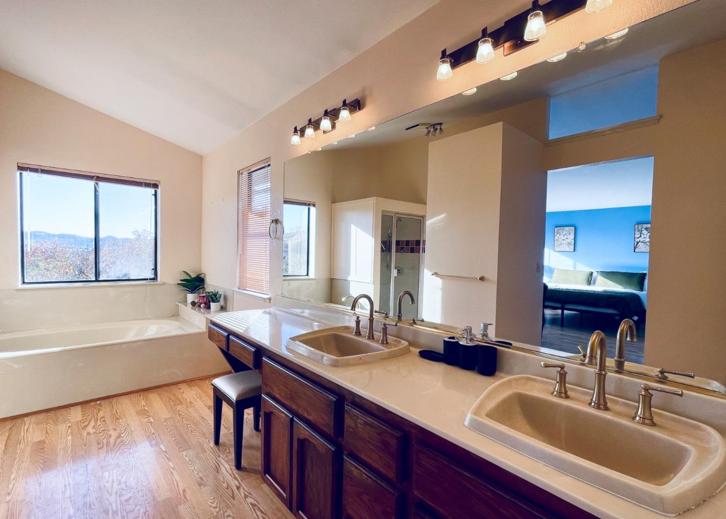 Detail Gallery Image 23 of 32 For 293 Saybrook Way, Vallejo,  CA 94591 - 4 Beds | 3 Baths