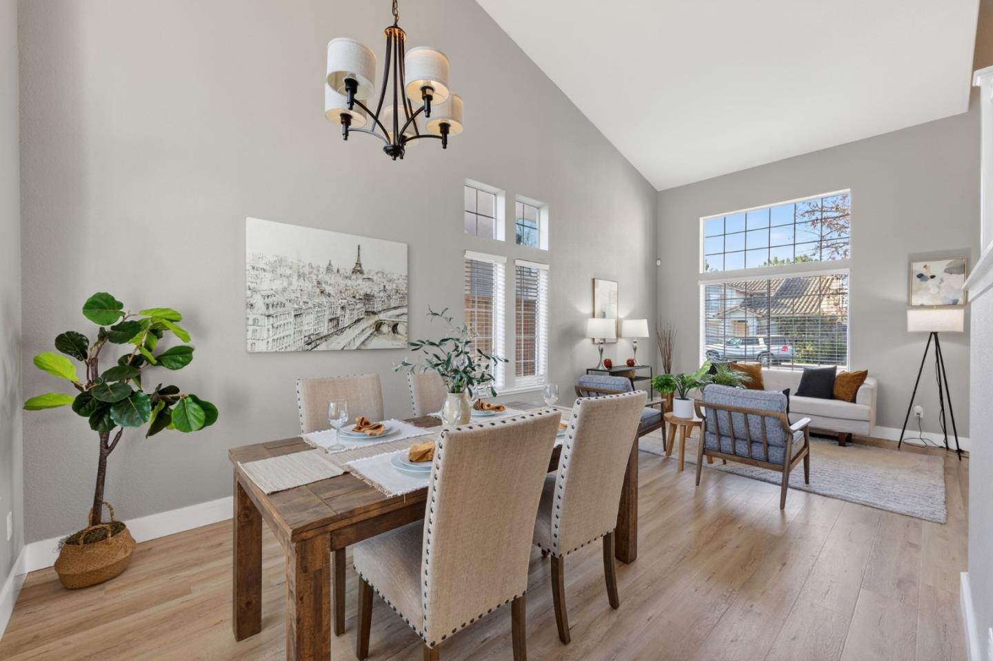 Detail Gallery Image 5 of 32 For 24988 Plum Tree St, Hayward,  CA 94544 - 3 Beds | 2/1 Baths