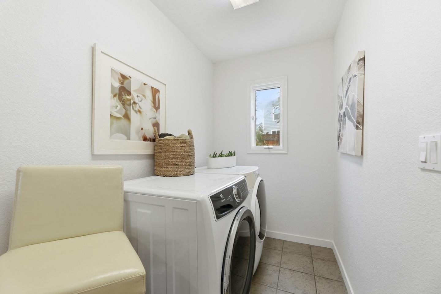 Detail Gallery Image 30 of 36 For 3330 Stockton Pl, Palo Alto,  CA 94303 - 4 Beds | 2 Baths