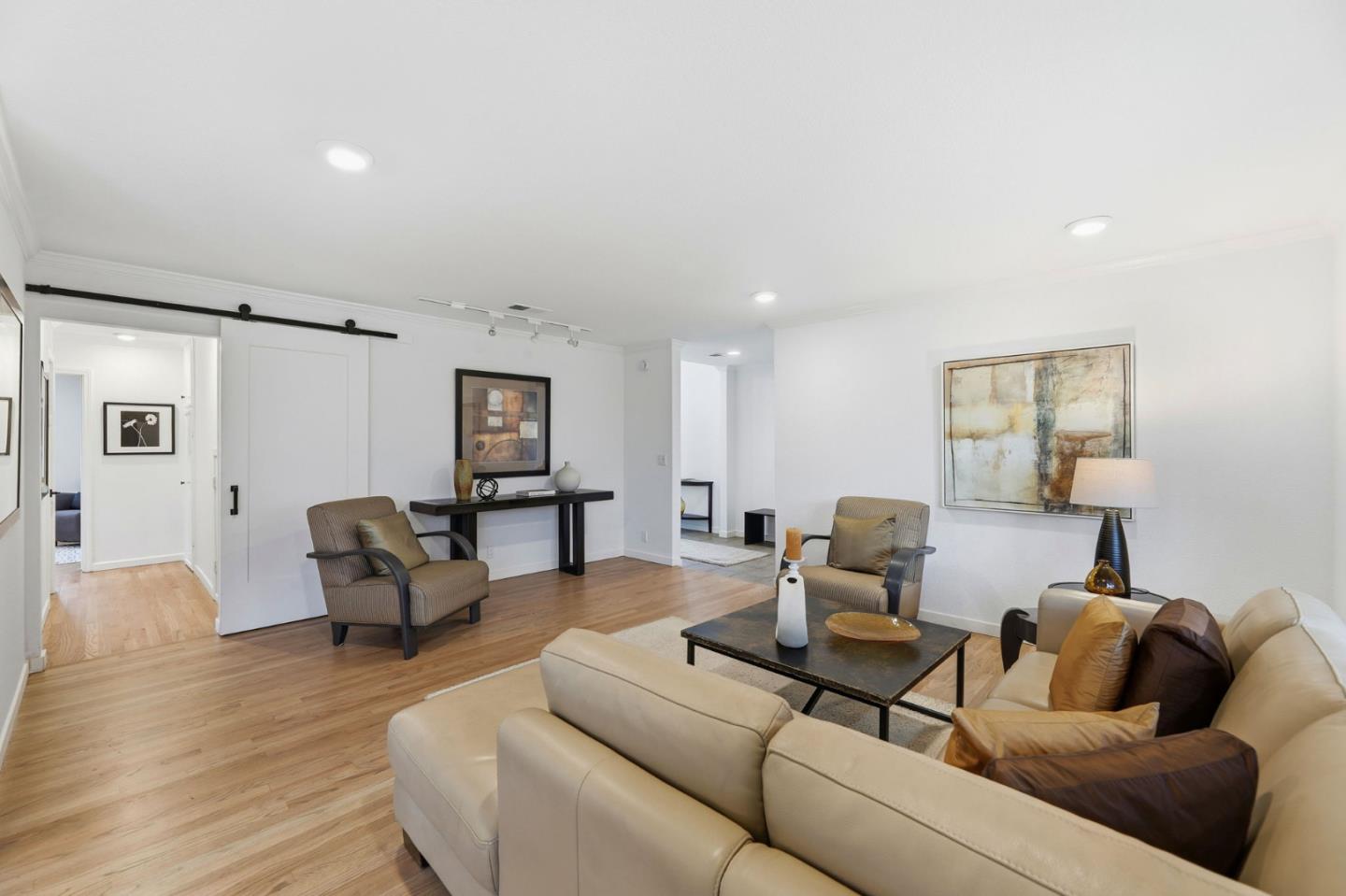 Detail Gallery Image 8 of 36 For 3330 Stockton Pl, Palo Alto,  CA 94303 - 4 Beds | 2 Baths