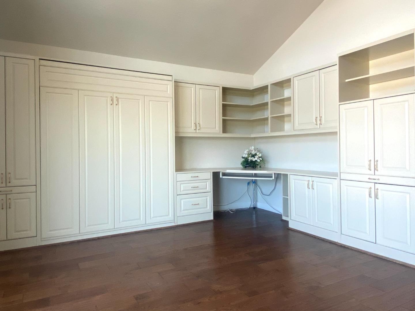 Detail Gallery Image 18 of 31 For 852 Arcturus Cir, Foster City,  CA 94404 - 5 Beds | 2/1 Baths