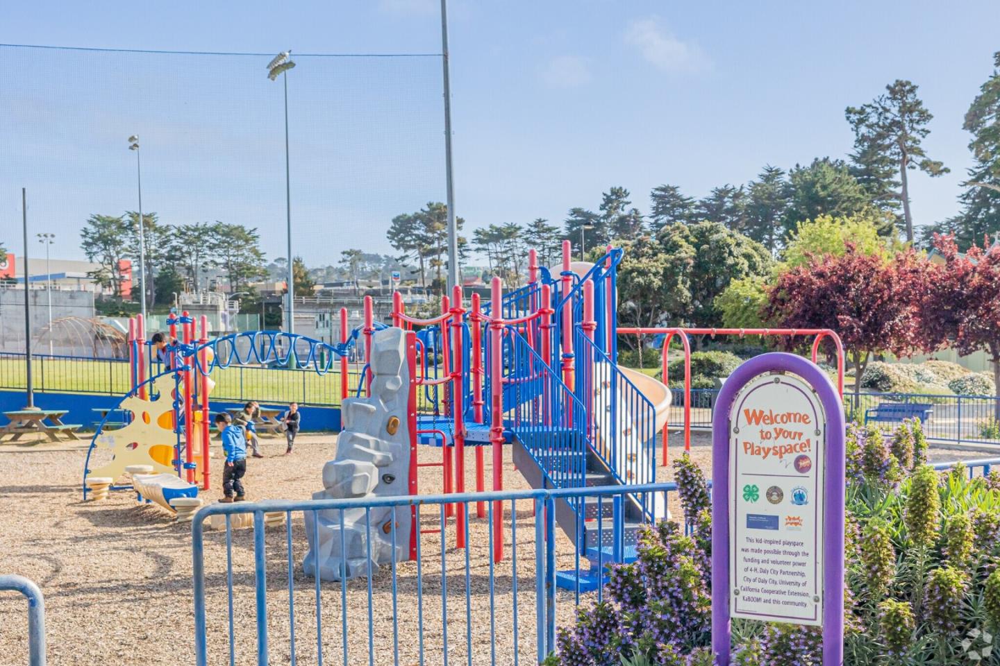 Detail Gallery Image 103 of 116 For 750 Beechwood Dr, Daly City,  CA 94015 - 4 Beds | 2 Baths