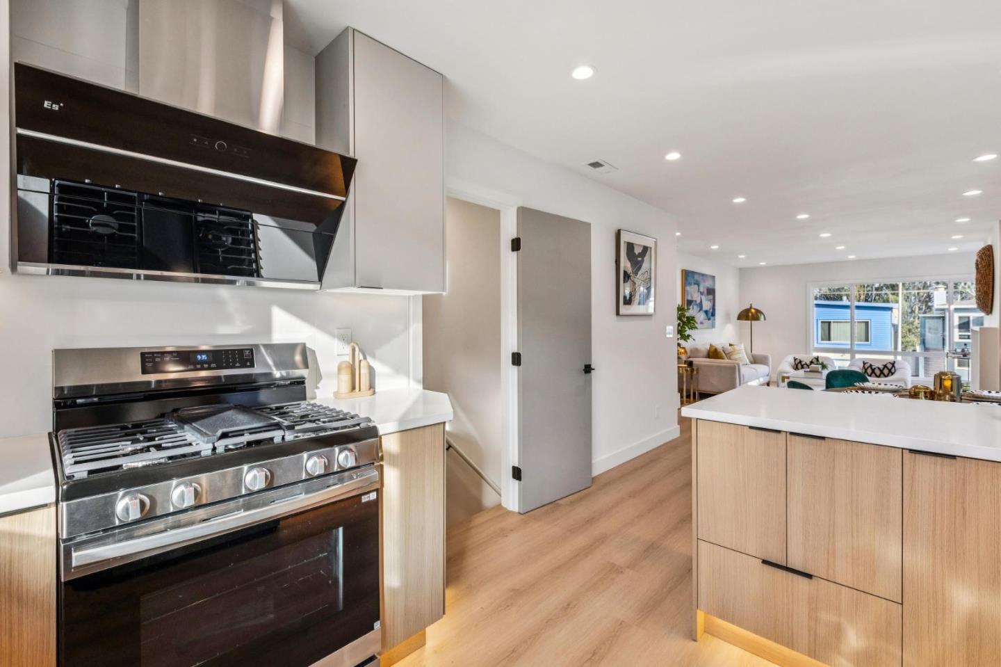 Detail Gallery Image 53 of 116 For 750 Beechwood Dr, Daly City,  CA 94015 - 4 Beds | 2 Baths