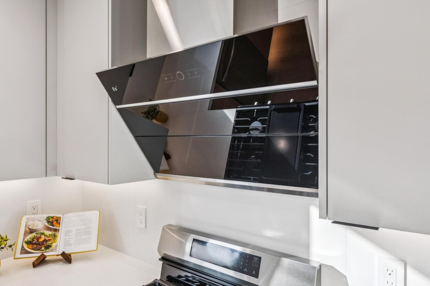 Detail Gallery Image 56 of 116 For 750 Beechwood Dr, Daly City,  CA 94015 - 4 Beds | 2 Baths