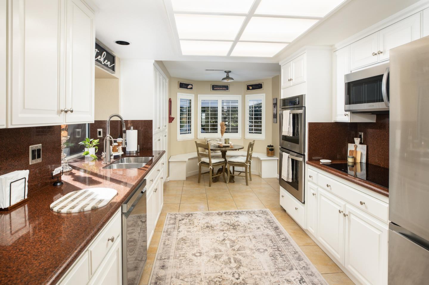 Detail Gallery Image 12 of 28 For 156 Zinfandel Cir, Scotts Valley,  CA 95066 - 3 Beds | 2 Baths