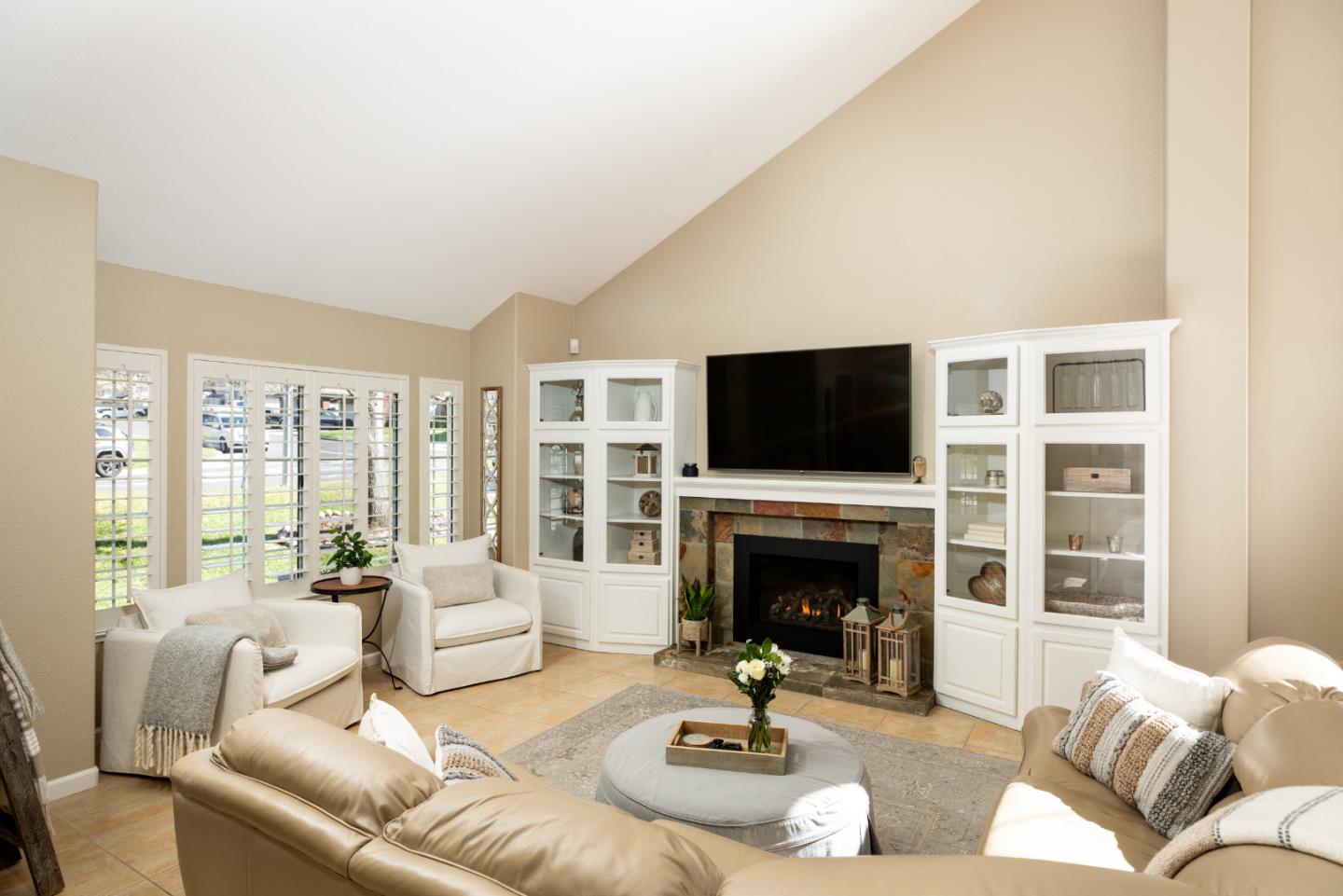 Detail Gallery Image 6 of 28 For 156 Zinfandel Cir, Scotts Valley,  CA 95066 - 3 Beds | 2 Baths