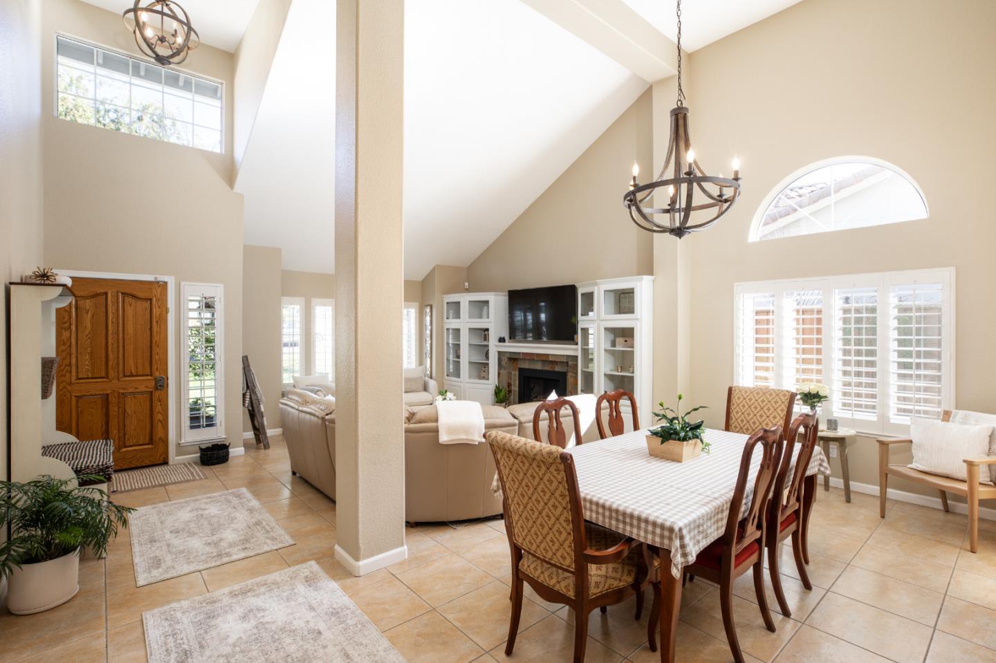 Detail Gallery Image 7 of 28 For 156 Zinfandel Cir, Scotts Valley,  CA 95066 - 3 Beds | 2 Baths