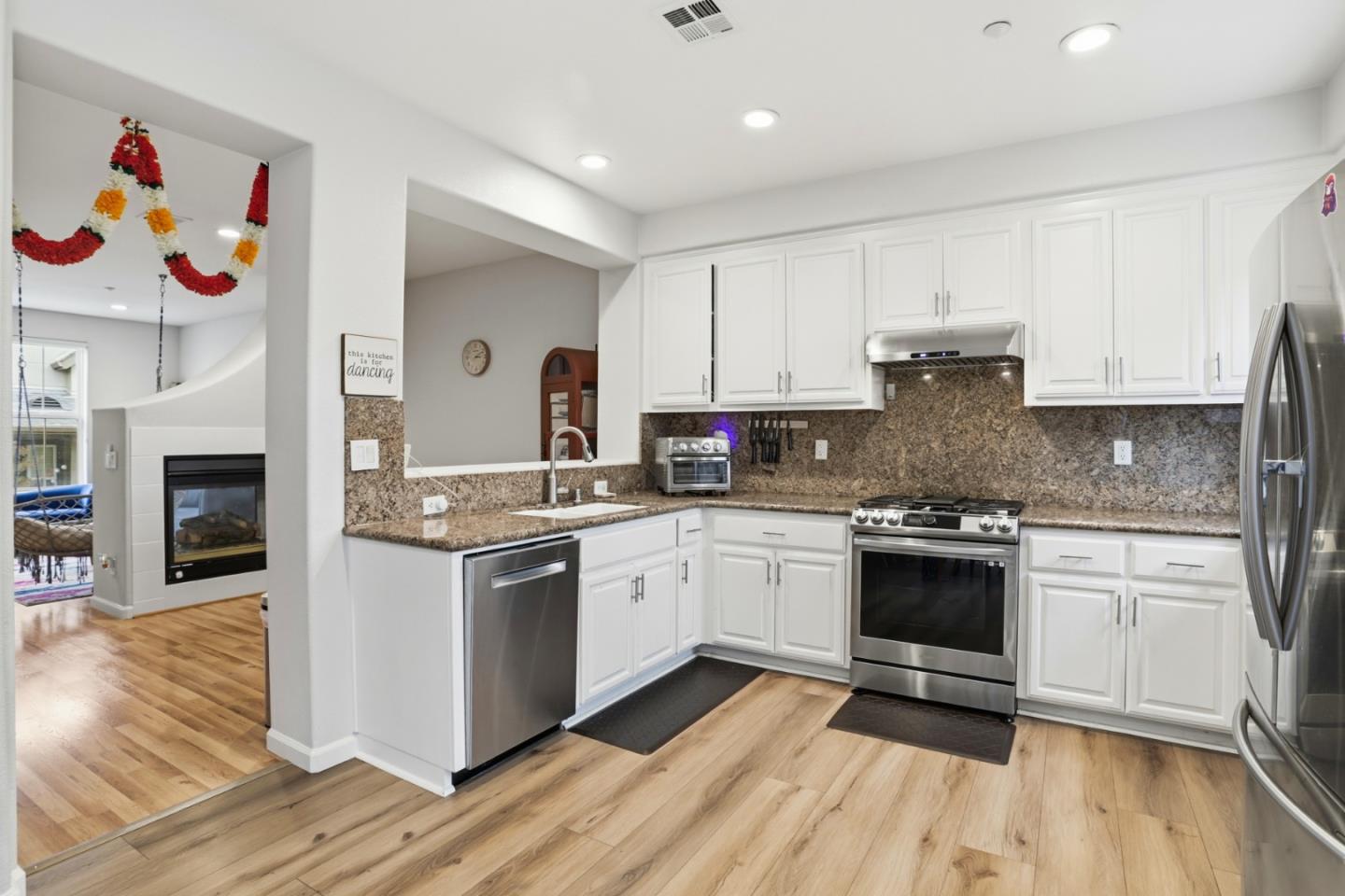 Photo #11: ML82032944 Listing: Photo #11