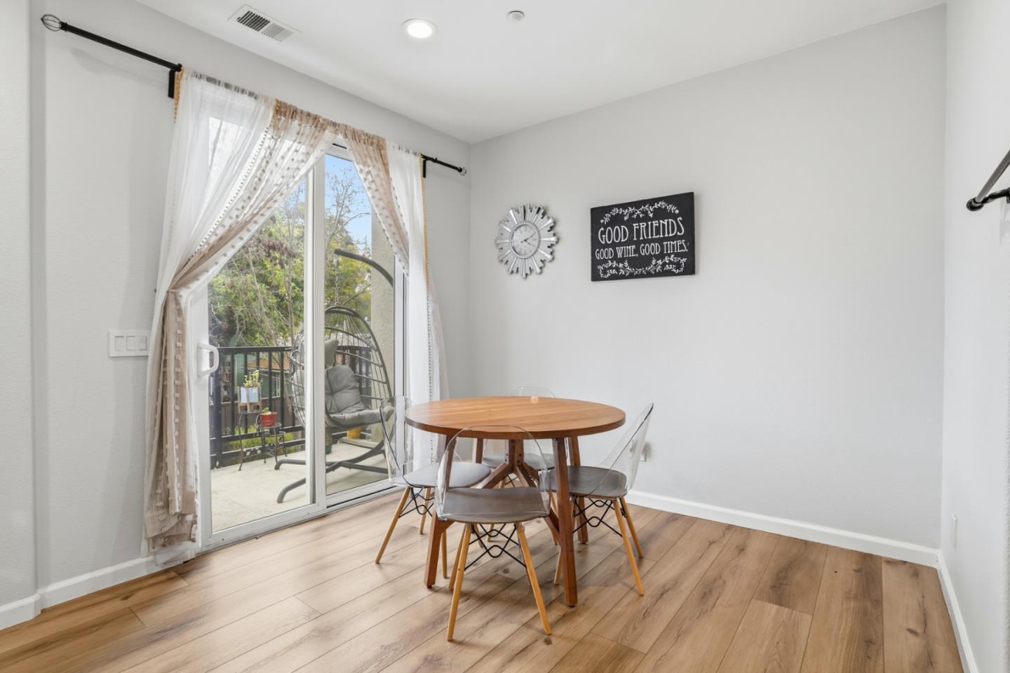 Photo #17: ML82032944 Listing: Photo #17