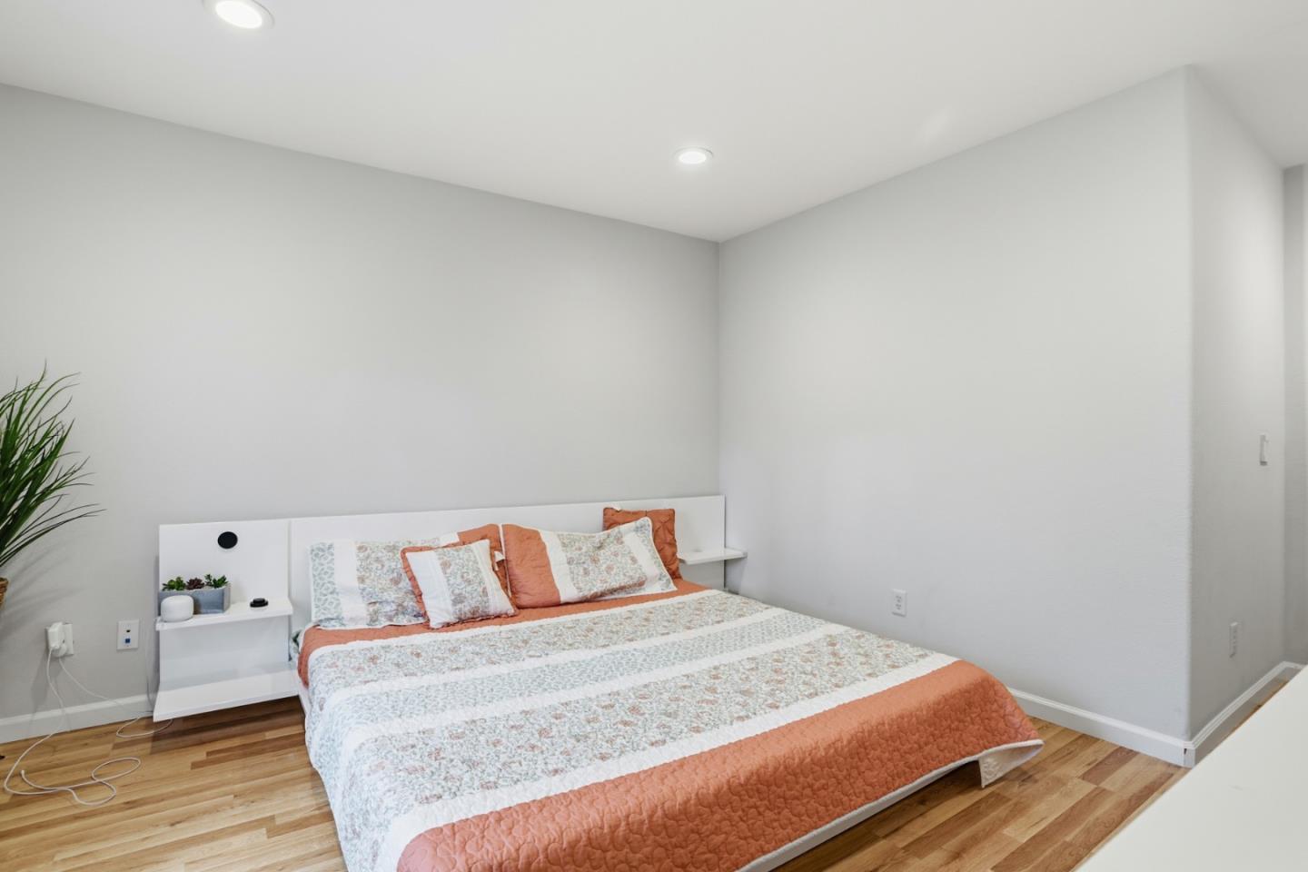 Photo #21: ML82032944 Listing: Photo #21