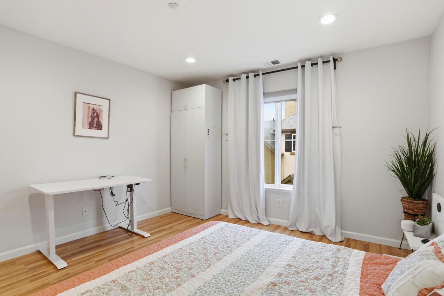 Photo #24: ML82032944 Listing: Photo #24