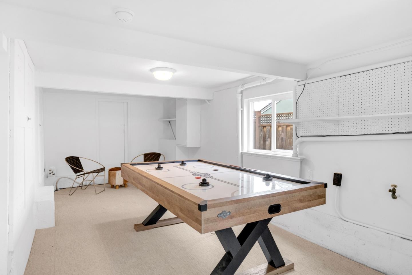 Detail Gallery Image 21 of 34 For 3909 Leona St, San Mateo,  CA 94403 - 3 Beds | 2 Baths