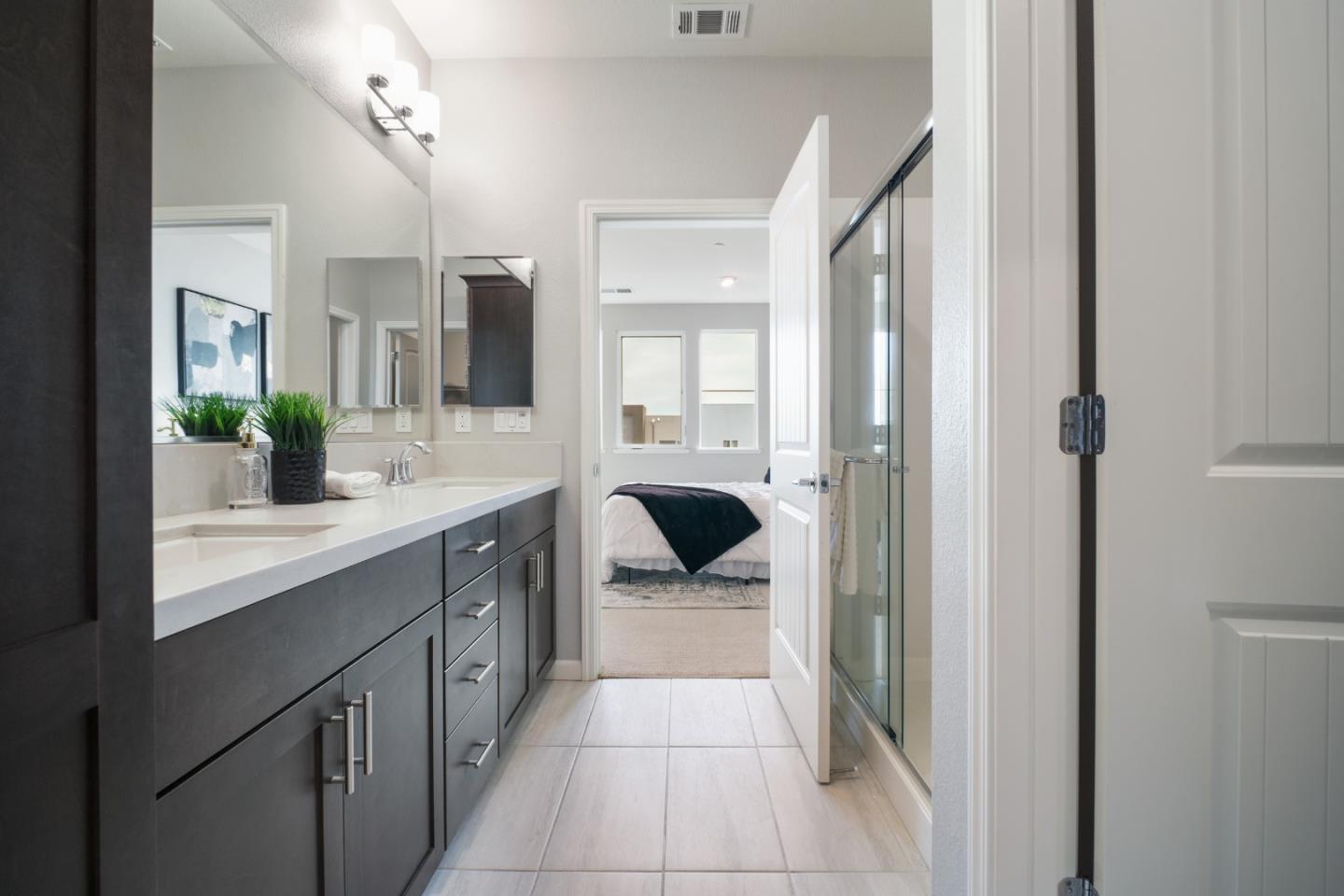 Photo #17: ML82032946 Listing: Photo #17