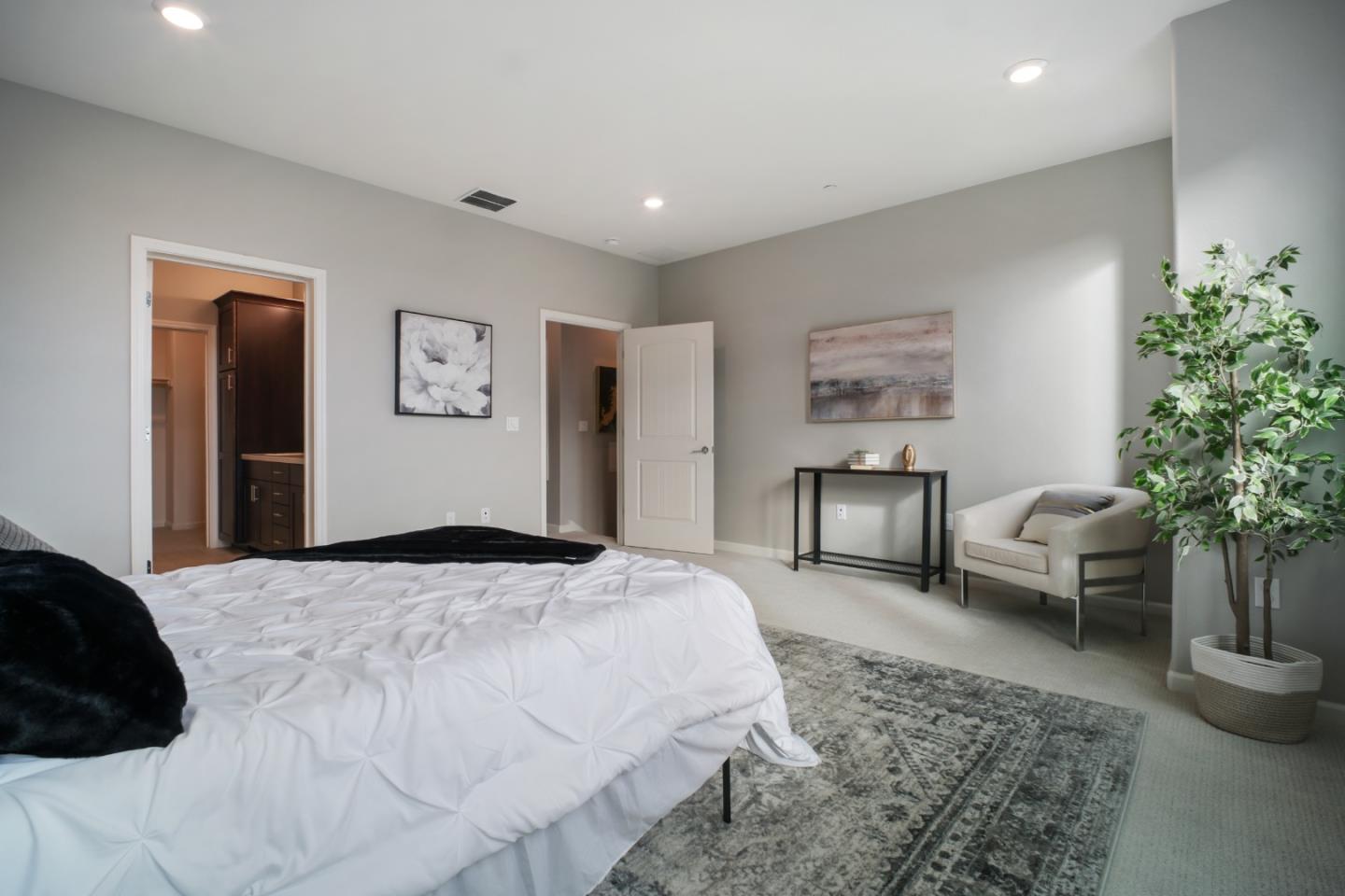 Photo #9: ML82032946 Listing: Photo #9