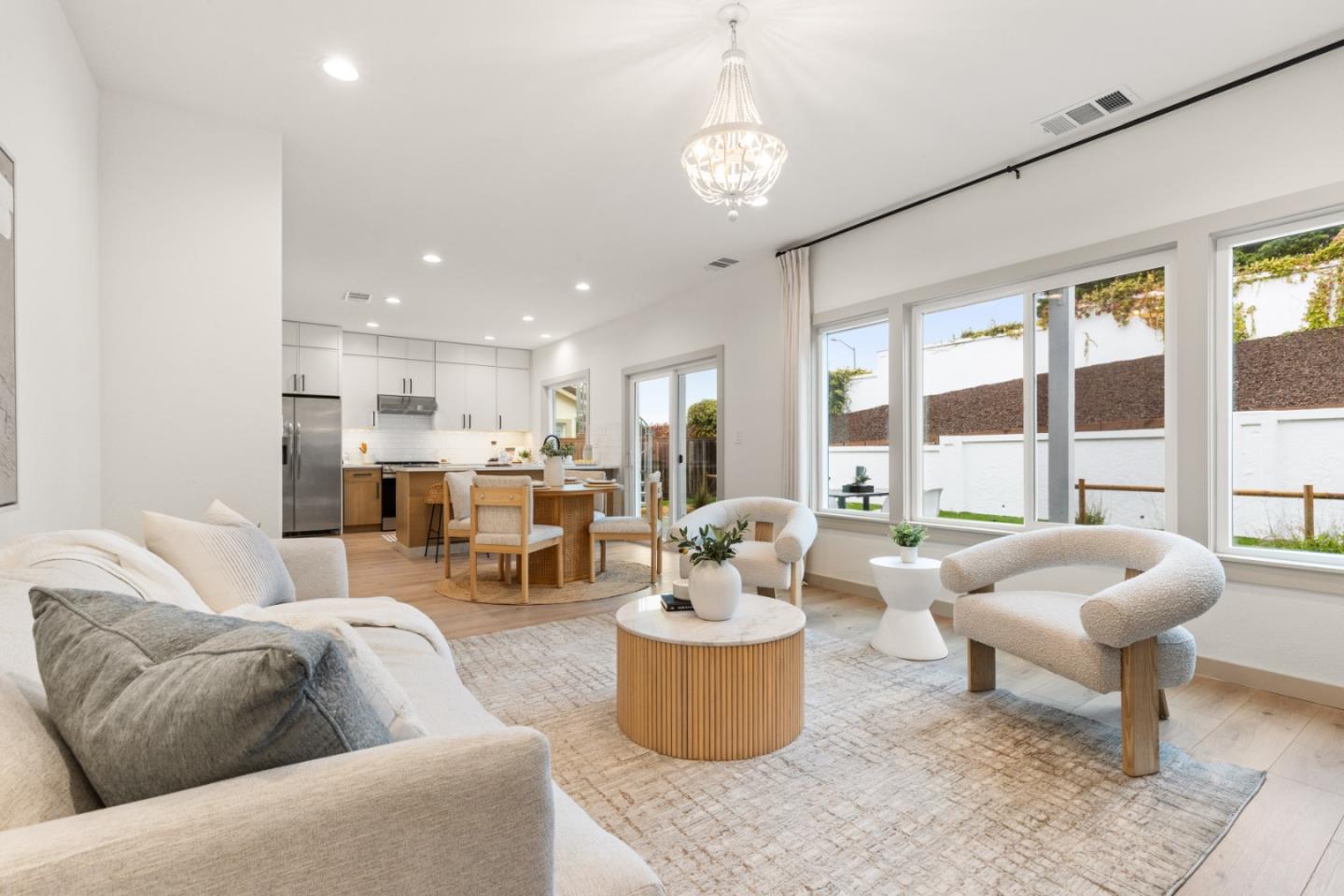 Detail Gallery Image 21 of 56 For 26 Driftwood Ct, Pacifica,  CA 94044 - 4 Beds | 2/1 Baths