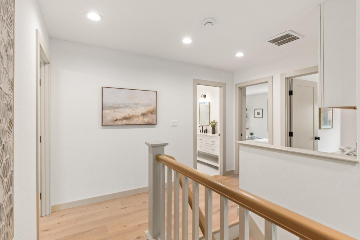 Detail Gallery Image 35 of 56 For 26 Driftwood Ct, Pacifica,  CA 94044 - 4 Beds | 2/1 Baths