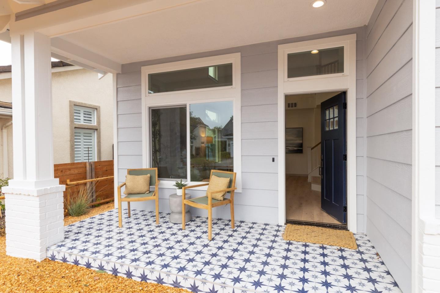 Detail Gallery Image 4 of 56 For 26 Driftwood Ct, Pacifica,  CA 94044 - 4 Beds | 2/1 Baths