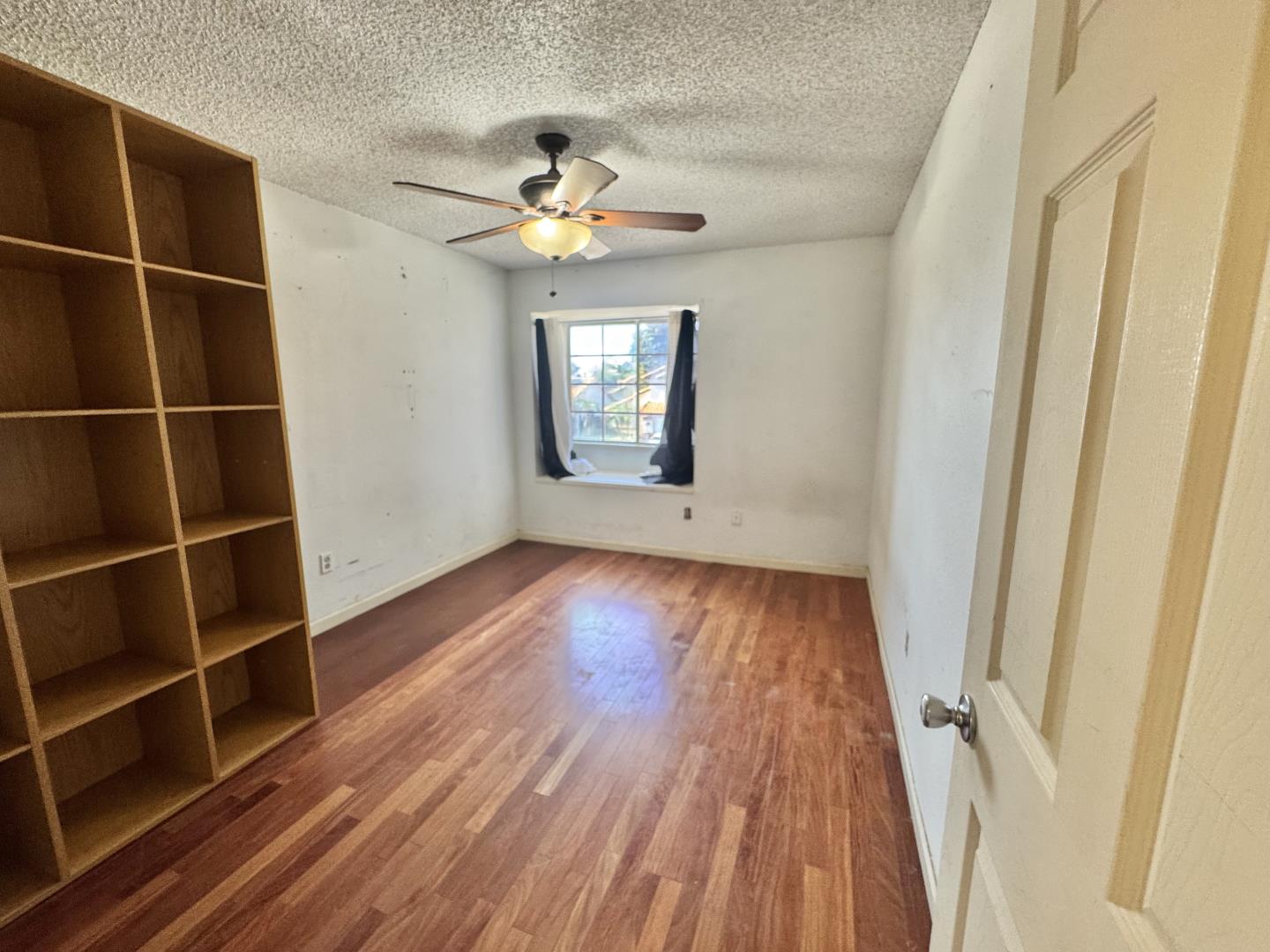 Detail Gallery Image 10 of 16 For 7605 Golden Rise Ct, Bakersfield,  CA 93313 - 3 Beds | 2/1 Baths