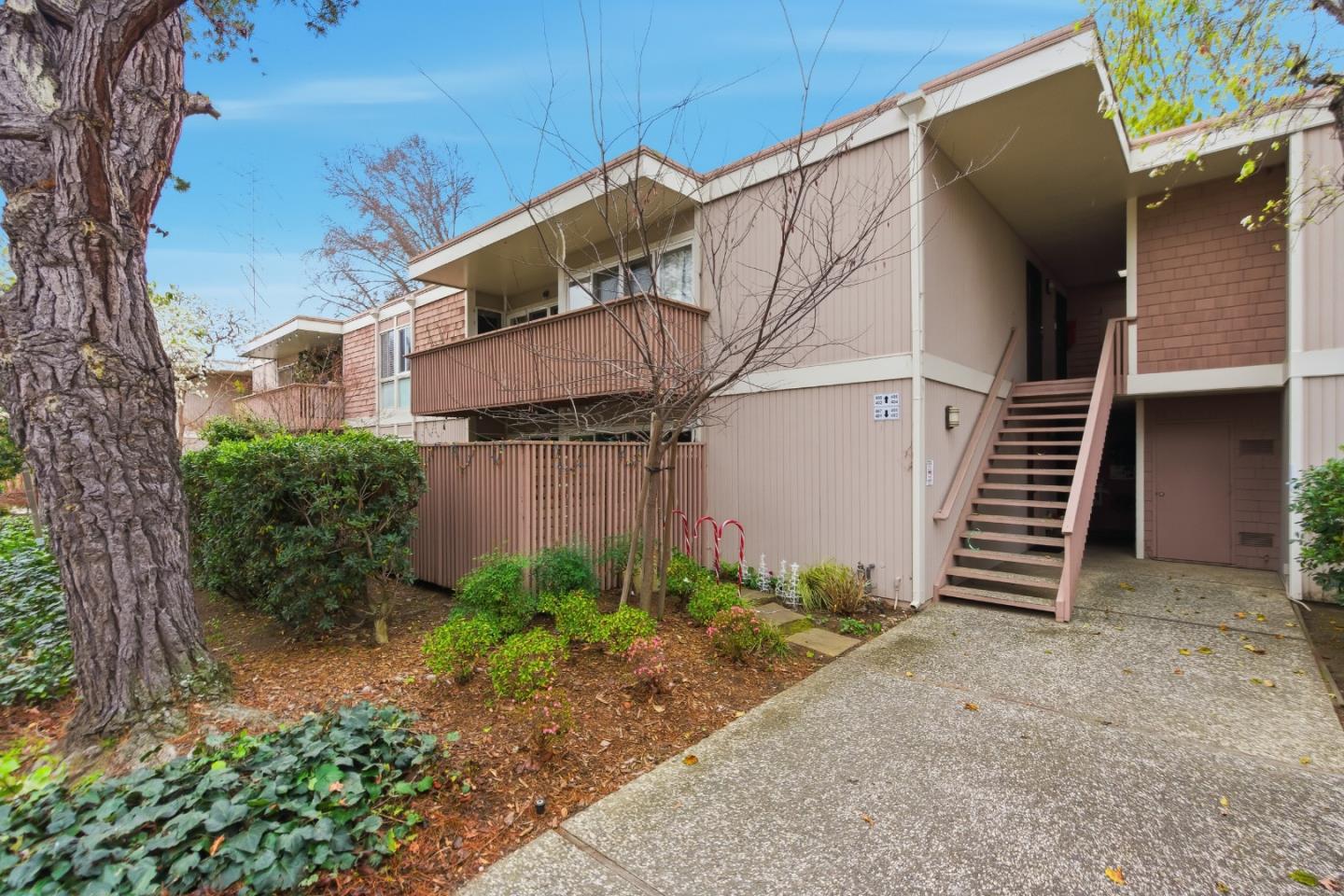 Detail Gallery Image 3 of 27 For 280 Easy St #406,  Mountain View,  CA 94043 - 2 Beds | 1 Baths