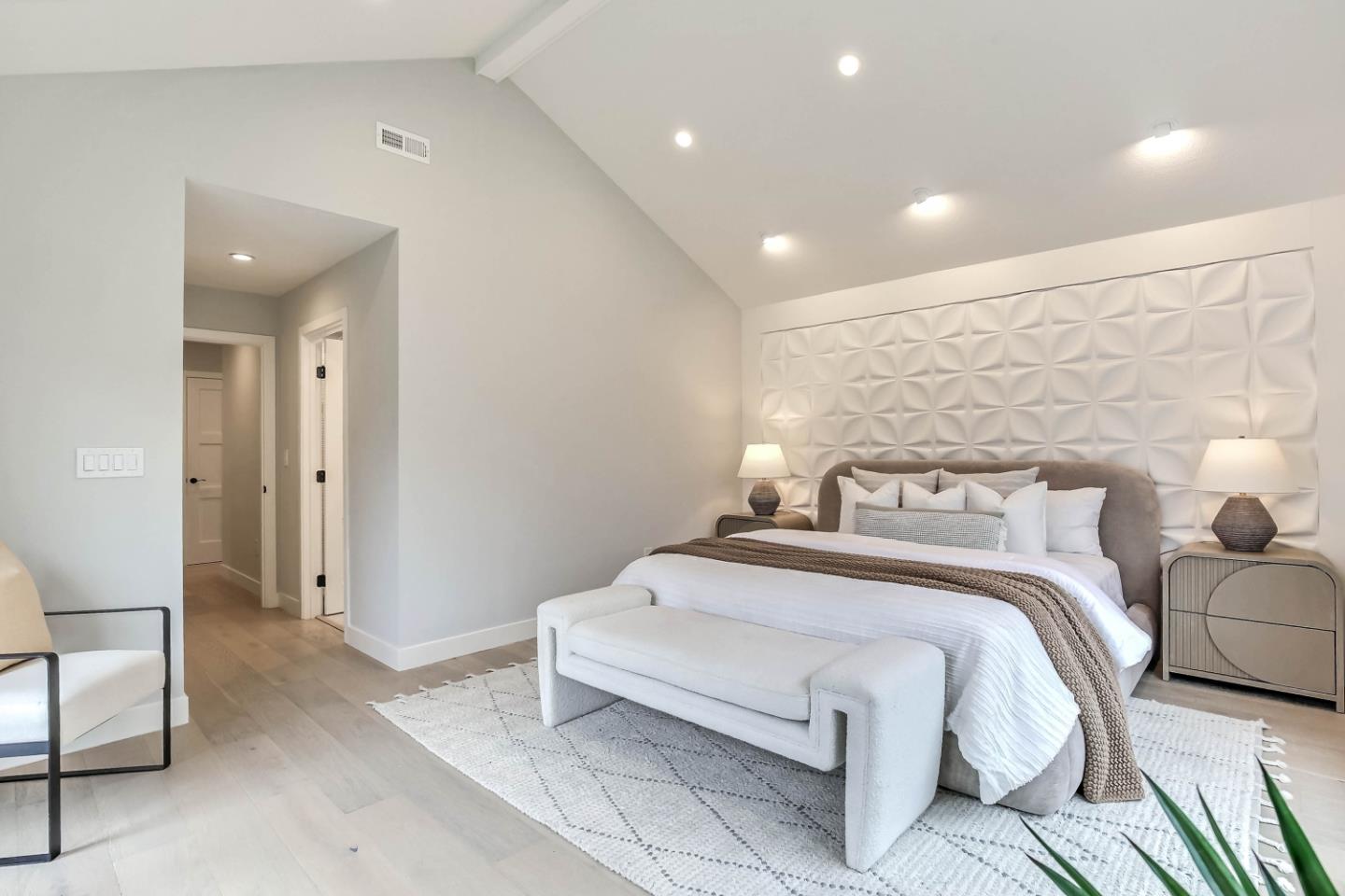 Detail Gallery Image 12 of 22 For 5065 Kingston Way, San Jose,  CA 95130 - 3 Beds | 2 Baths