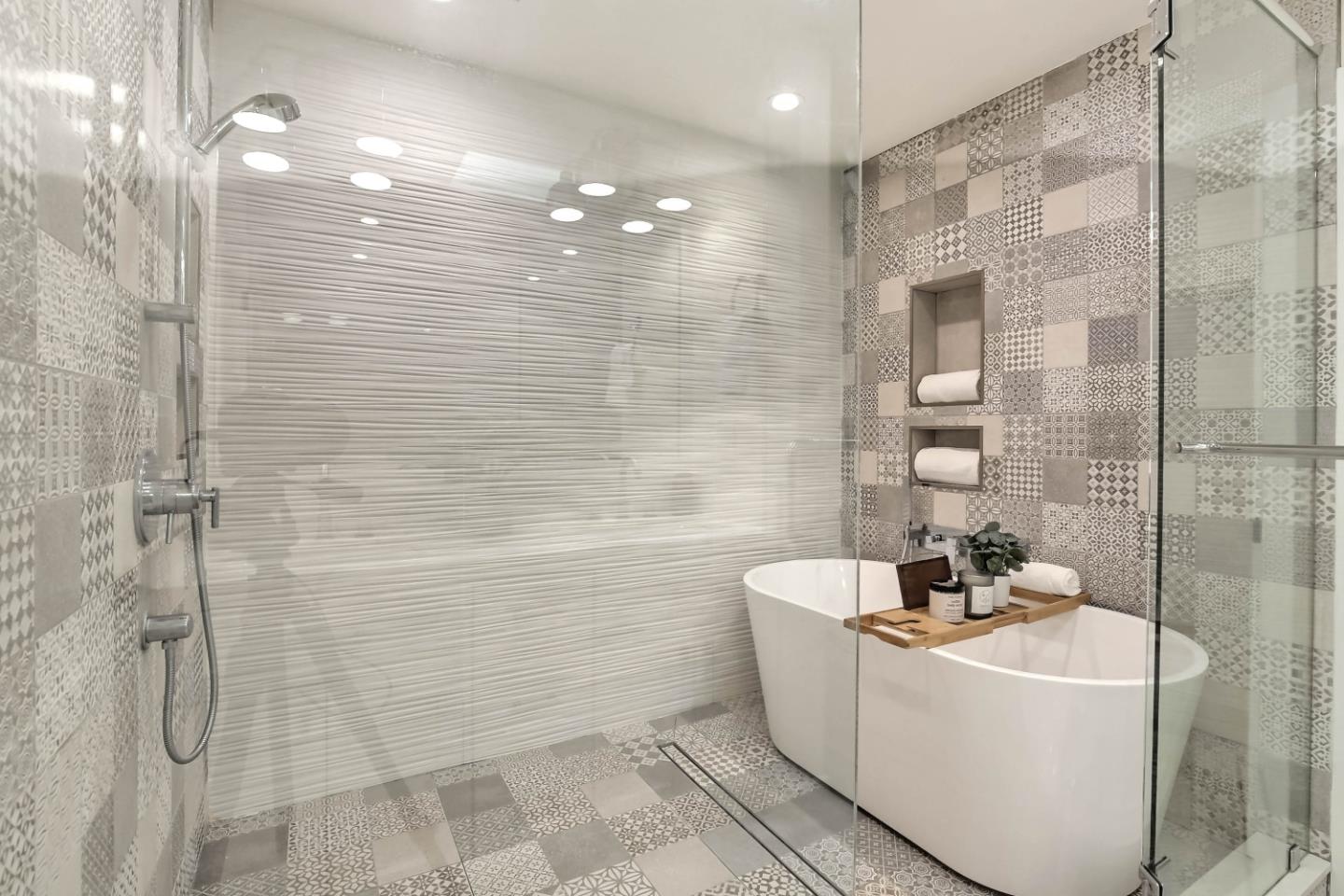 Detail Gallery Image 14 of 22 For 5065 Kingston Way, San Jose,  CA 95130 - 3 Beds | 2 Baths