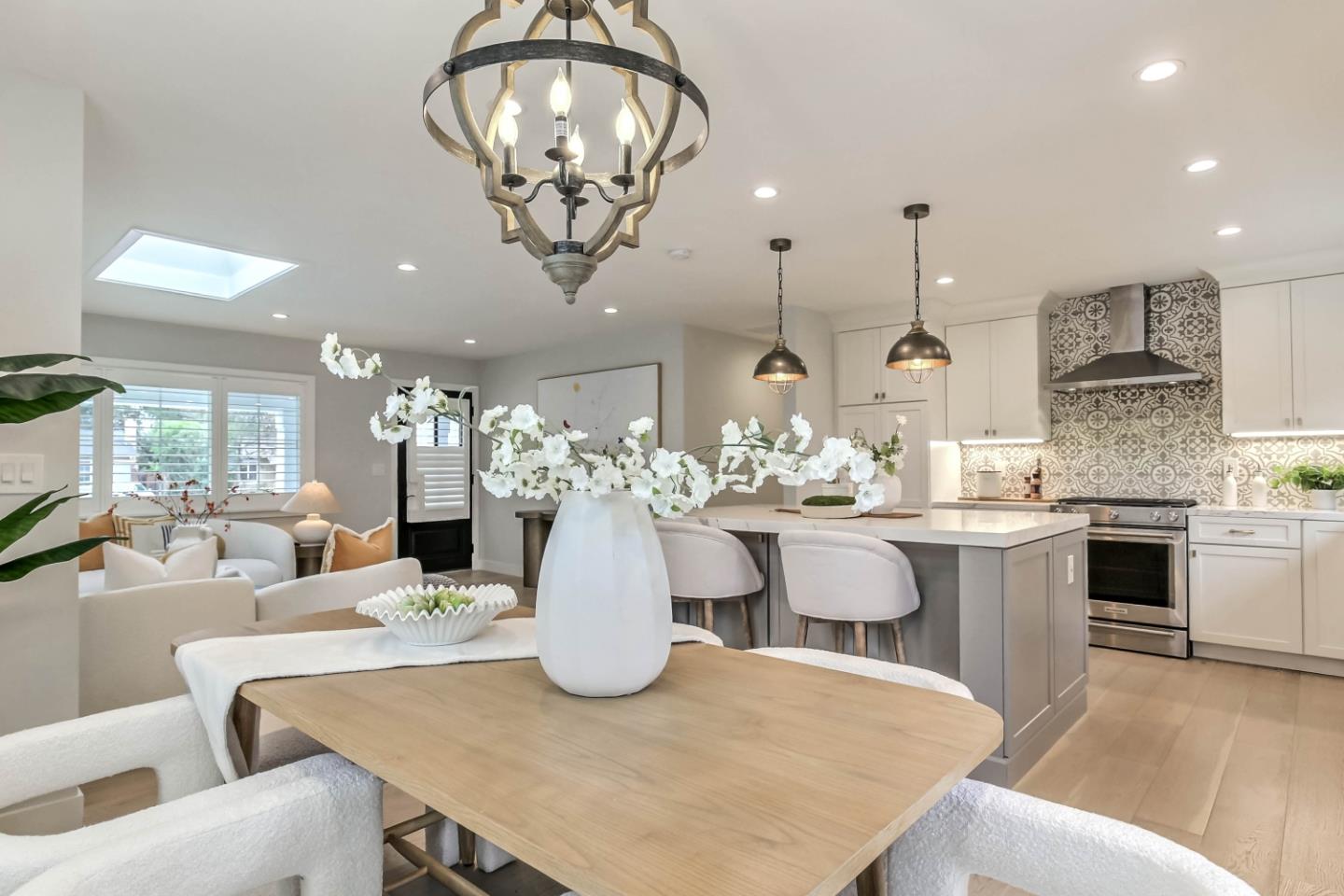 Detail Gallery Image 9 of 22 For 5065 Kingston Way, San Jose,  CA 95130 - 3 Beds | 2 Baths