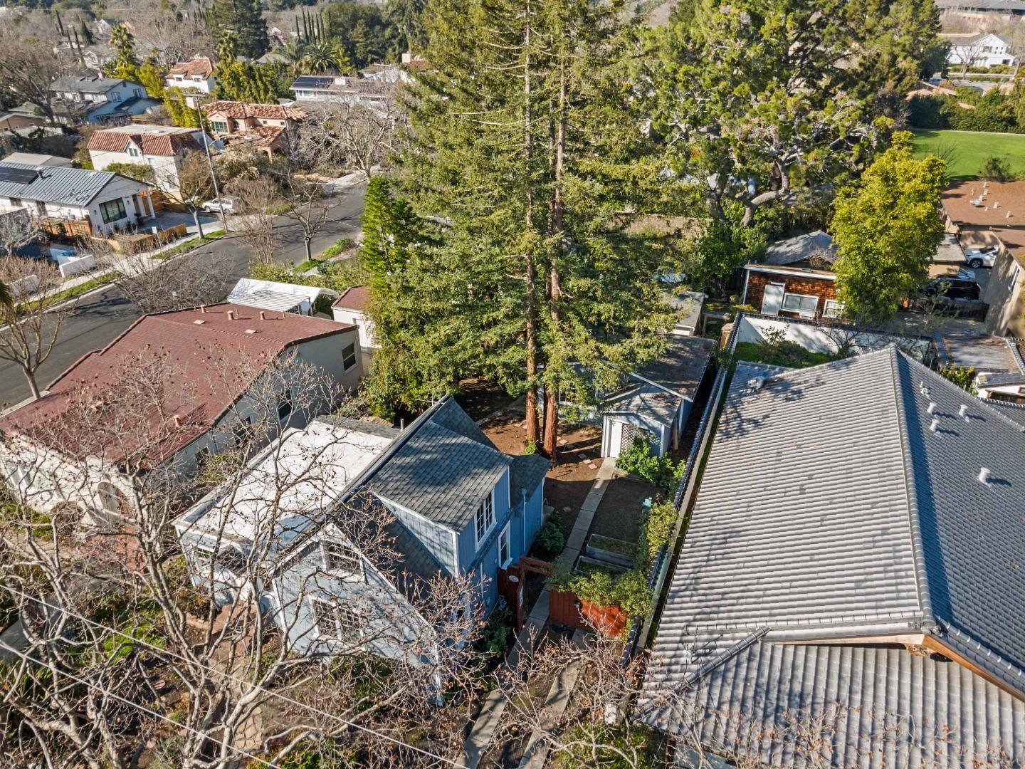 Detail Gallery Image 17 of 21 For 870 College Ave, Palo Alto,  CA 94306 - 1 Beds | 2 Baths