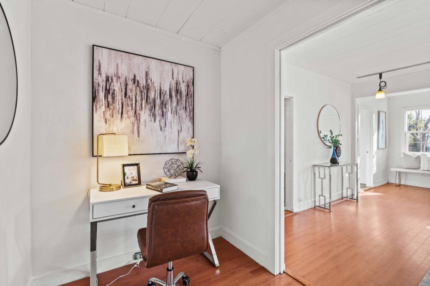 Detail Gallery Image 8 of 21 For 870 College Ave, Palo Alto,  CA 94306 - 1 Beds | 2 Baths