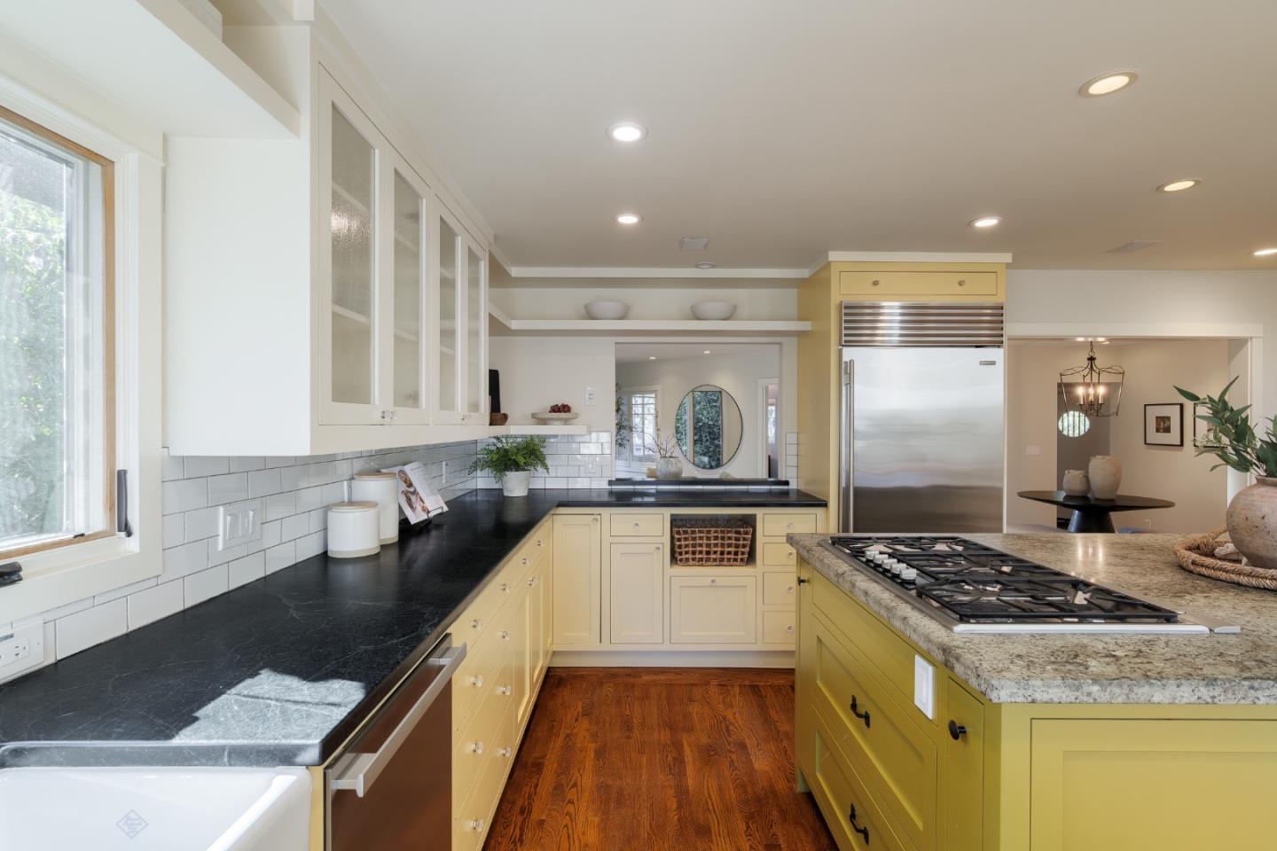 Detail Gallery Image 10 of 32 For 1341 Tasso St, Palo Alto,  CA 94301 - 4 Beds | 3 Baths