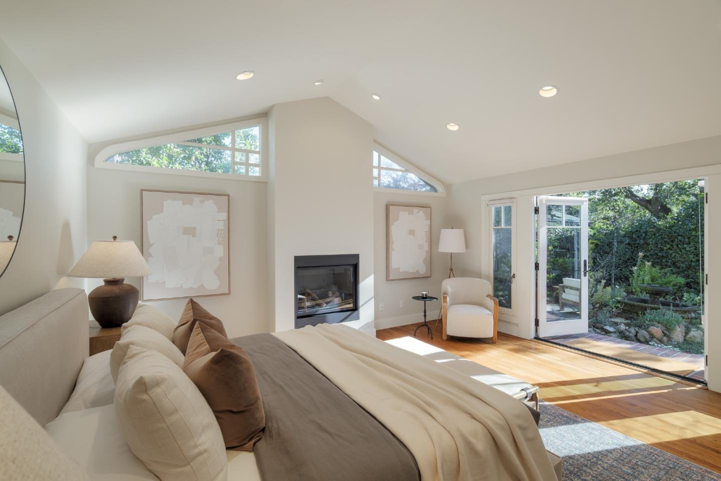 Detail Gallery Image 13 of 32 For 1341 Tasso St, Palo Alto,  CA 94301 - 4 Beds | 3 Baths