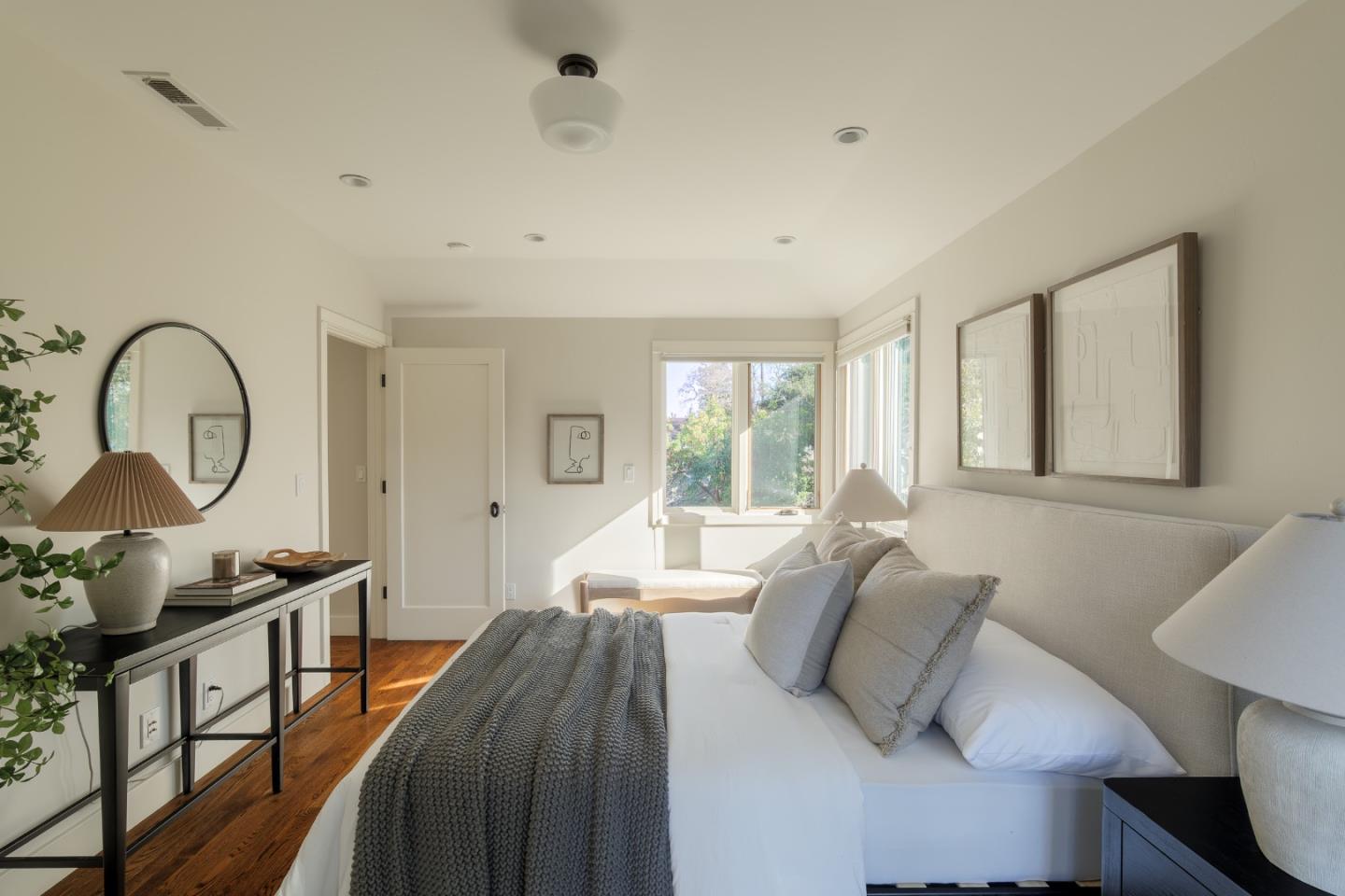 Detail Gallery Image 25 of 32 For 1341 Tasso St, Palo Alto,  CA 94301 - 4 Beds | 3 Baths