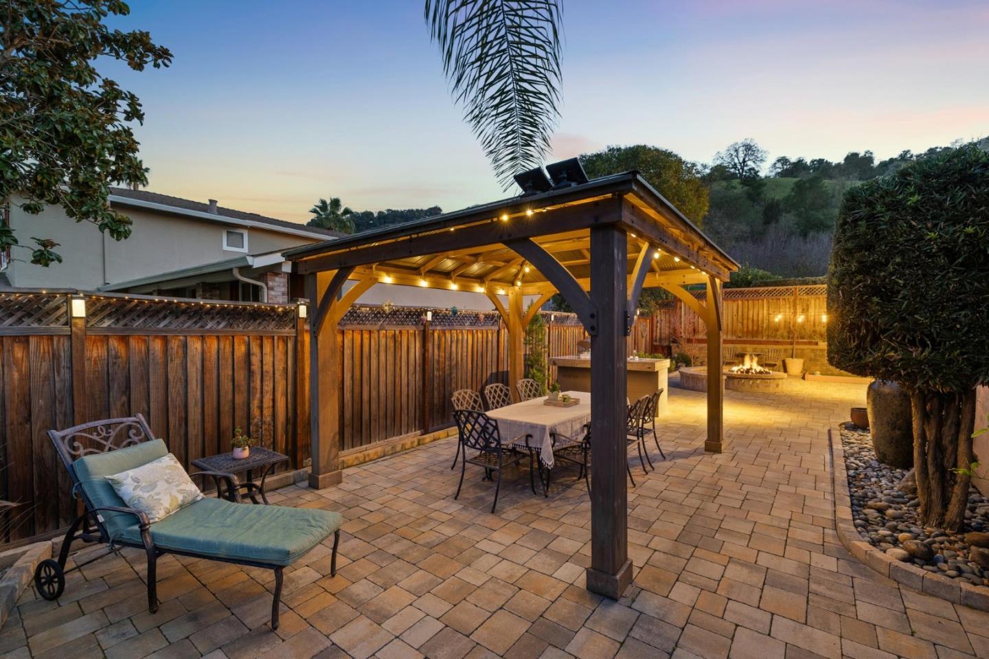 Detail Gallery Image 28 of 35 For 6204 Valley Glen Ct, San Jose,  CA 95123 - 4 Beds | 2 Baths